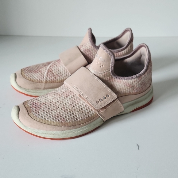 ECCO | Women's Biom AMRAP Band Trainer Shoes Sneakers Pink Sz 38 - Picture 2 of 8